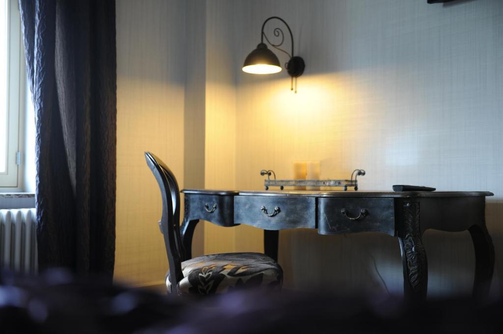 Charmehotel Villa Saporis 하셀트 객실 사진