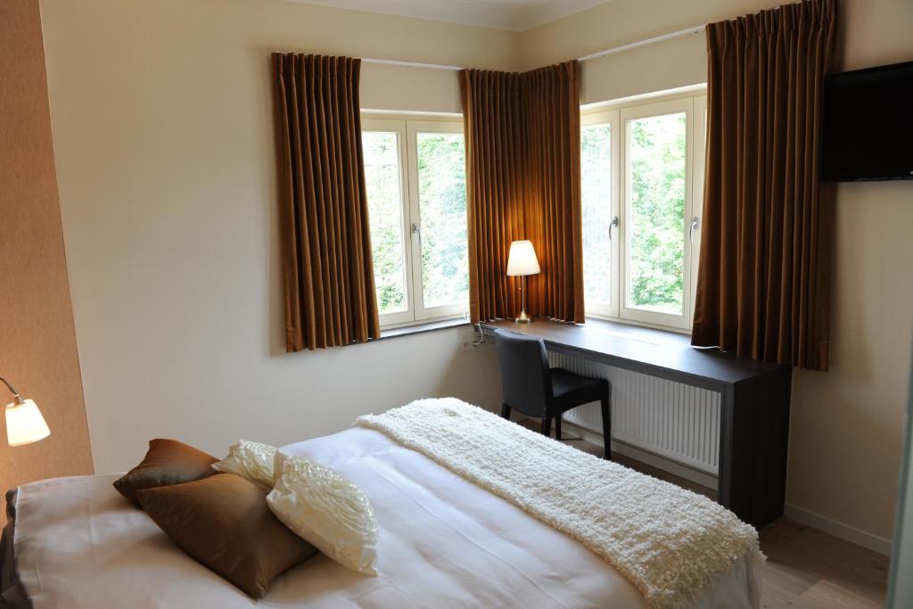Charmehotel Villa Saporis 하셀트 객실 사진