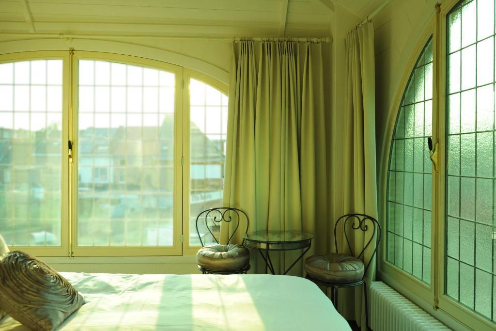 Charmehotel Villa Saporis 하셀트 객실 사진